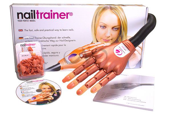 Nageltrainer-Übungshand inklusive 100 Nagelbetten