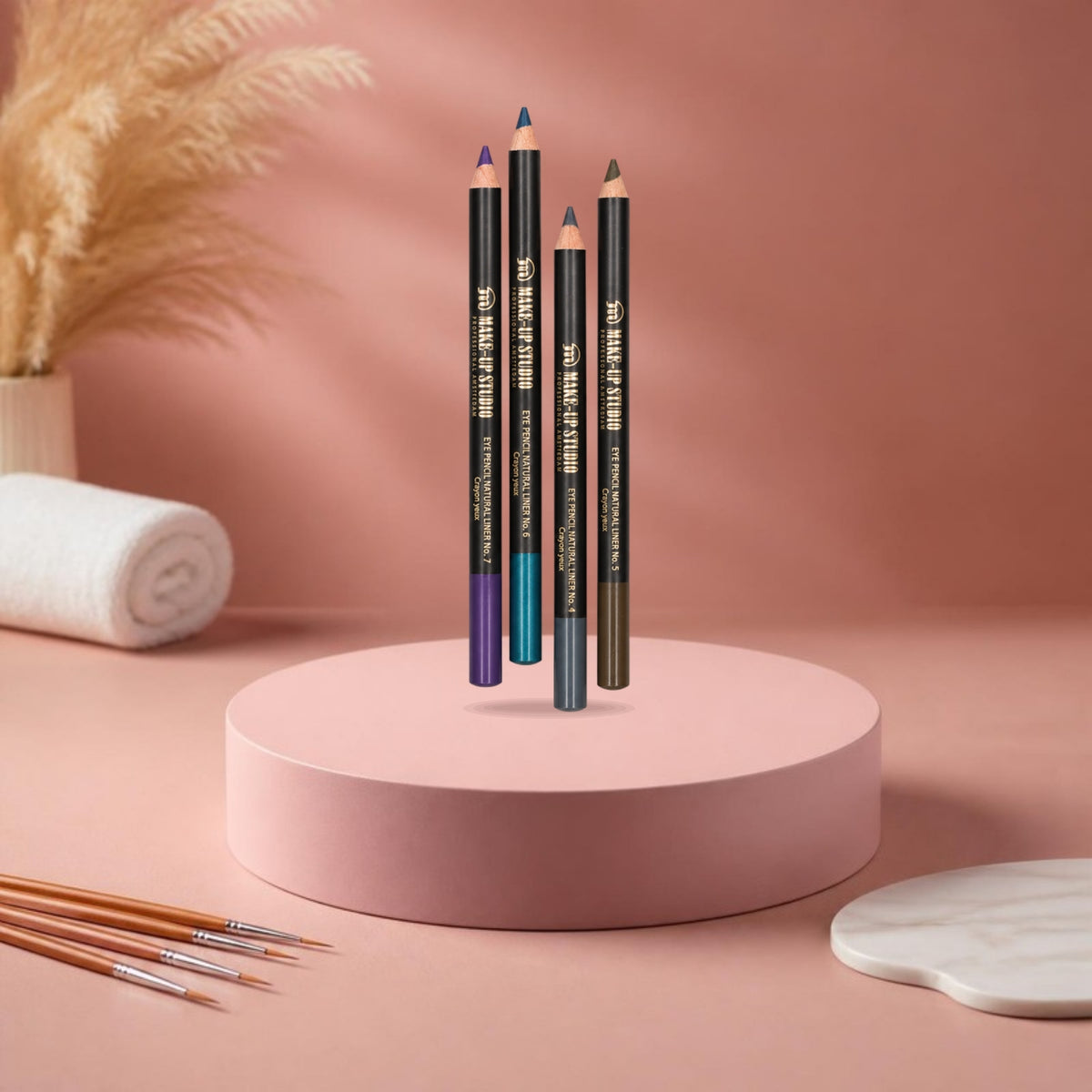 Make-Up Studio Natural Liner