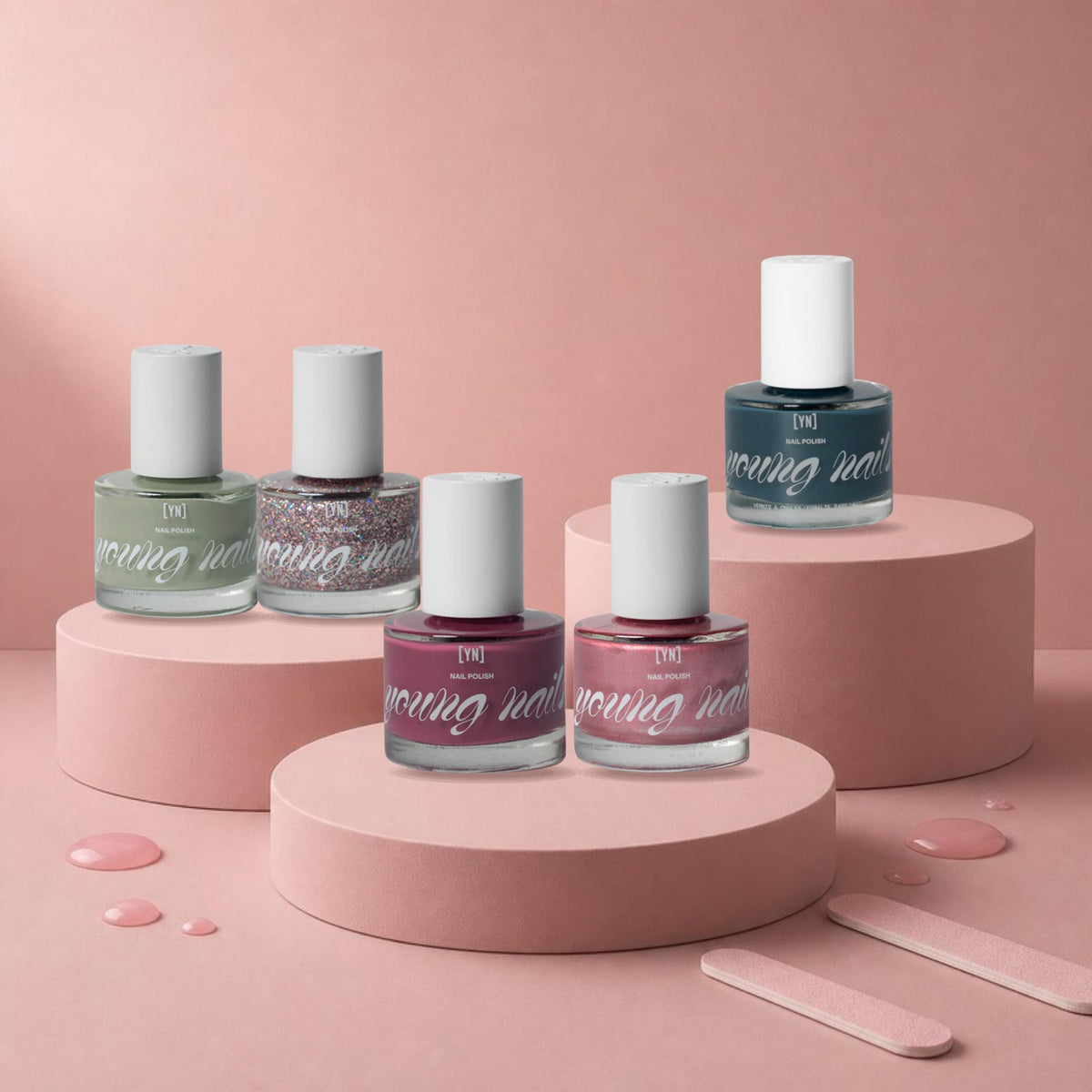 Young Nails Caption nagellak