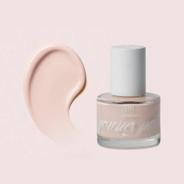 Young Nails Caption - v2 / Nail Polish
