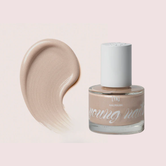 Young Nails Caption - v2 / Nail Polish