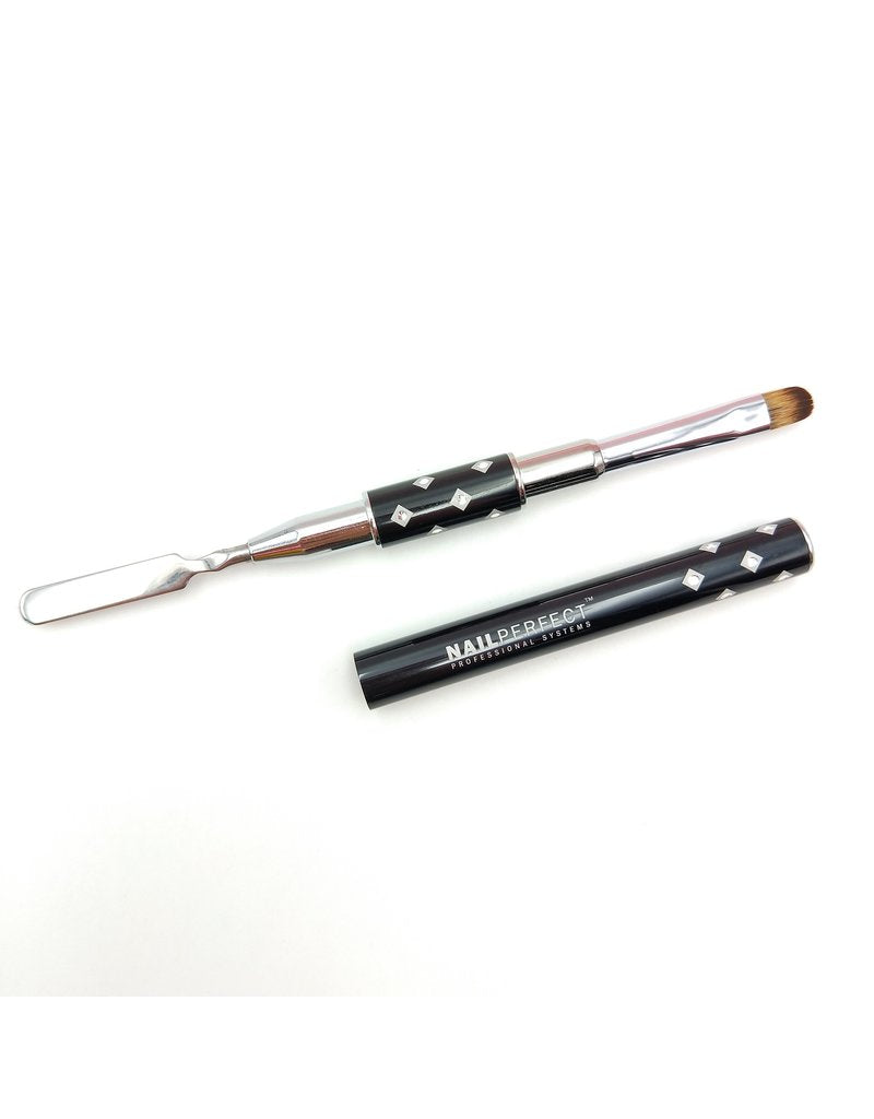 Professioneller Pinsel und Spachtel